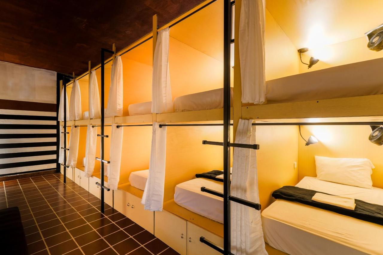 Capsule Hostel Guatemala City Exteriör bild